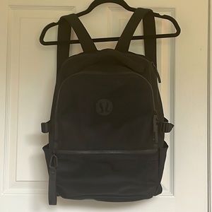 Black Lululemon backpack